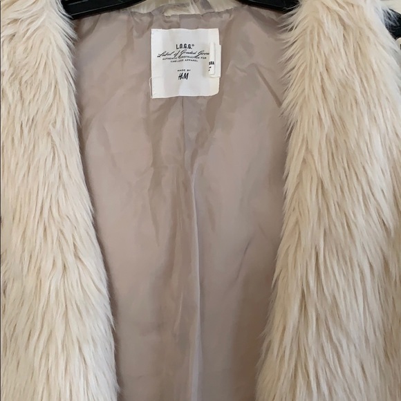 L.O.G.G. Faux Fur Vest NWOT -SOLD - Picture 2 of 4
